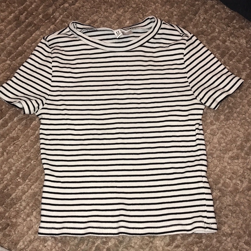 Divided H&M| crop top
